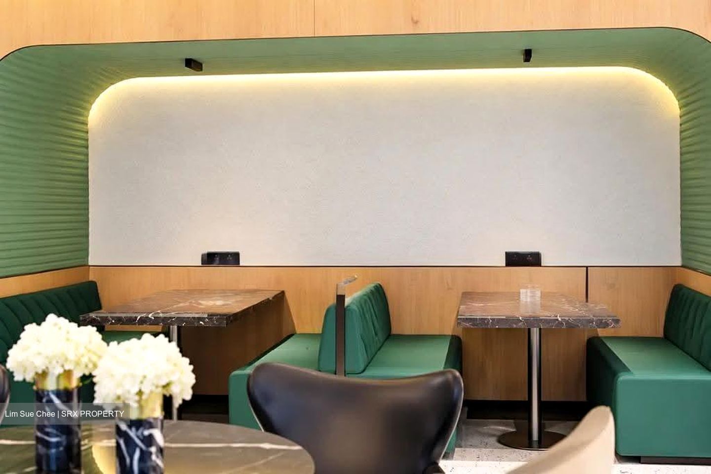Ocean Financial Centre (D1), Office #634985081
